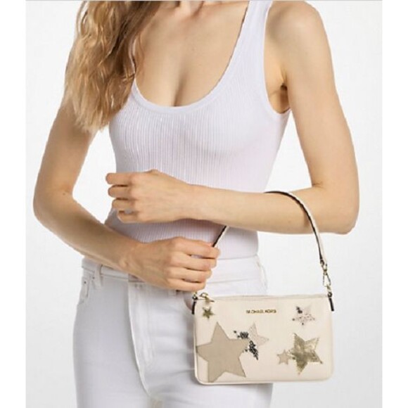 MICHAEL KORS Jet Set Small Star Appliqué Wristlet Pouch Gold Cream Leather NWT - Picture 2 of 4